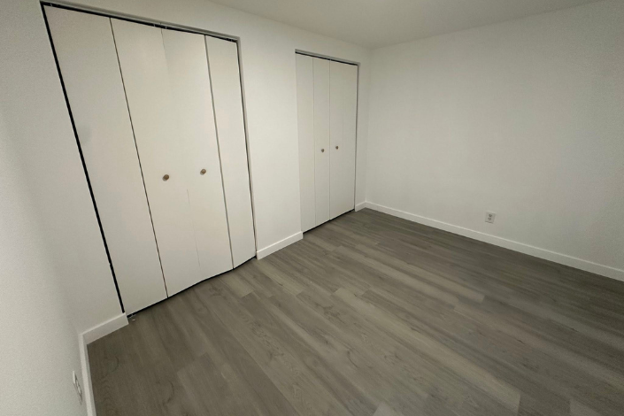 Mobile Home Remodelada com Lago – Coconut Creek, FL (13)