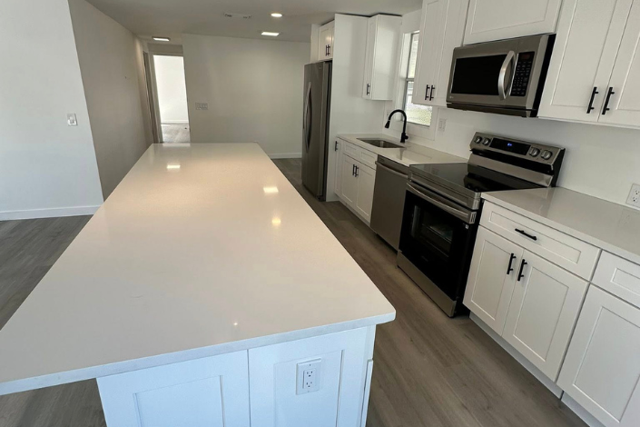 Mobile Home Remodelada com Lago – Coconut Creek, FL (9)